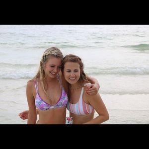 Meet your Posher, Destini